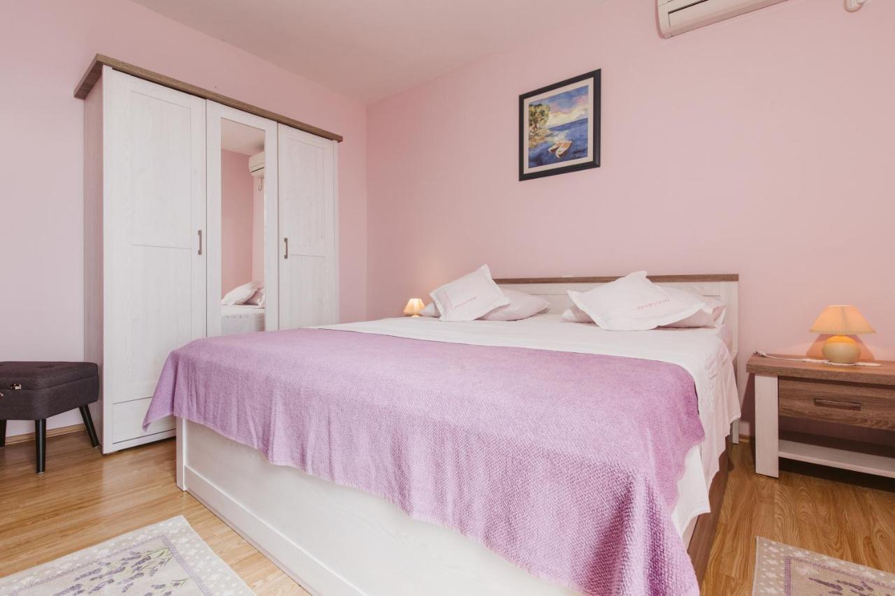 Apartment Kuzmanic Локва-Рогозниця Екстер'єр фото